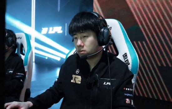 LOL官方调查玩家最支持情侣曝光四对人气组合