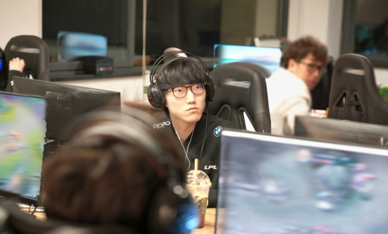 红色沙漠游戏上线 PS/XBOX主机下载速度提升