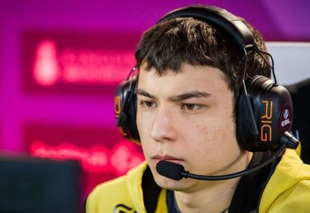 Doinb正式转型参加Dota2比赛离开LOL圈